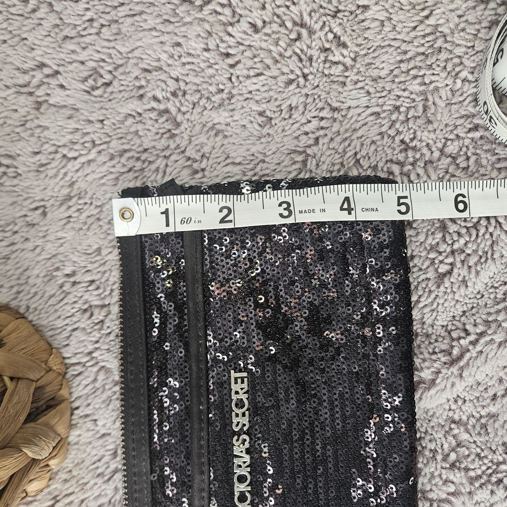 NWT Victoria's Secret 2013 Limited Edition Black Sequin Double Zip Clutch - Picture 9 of 9